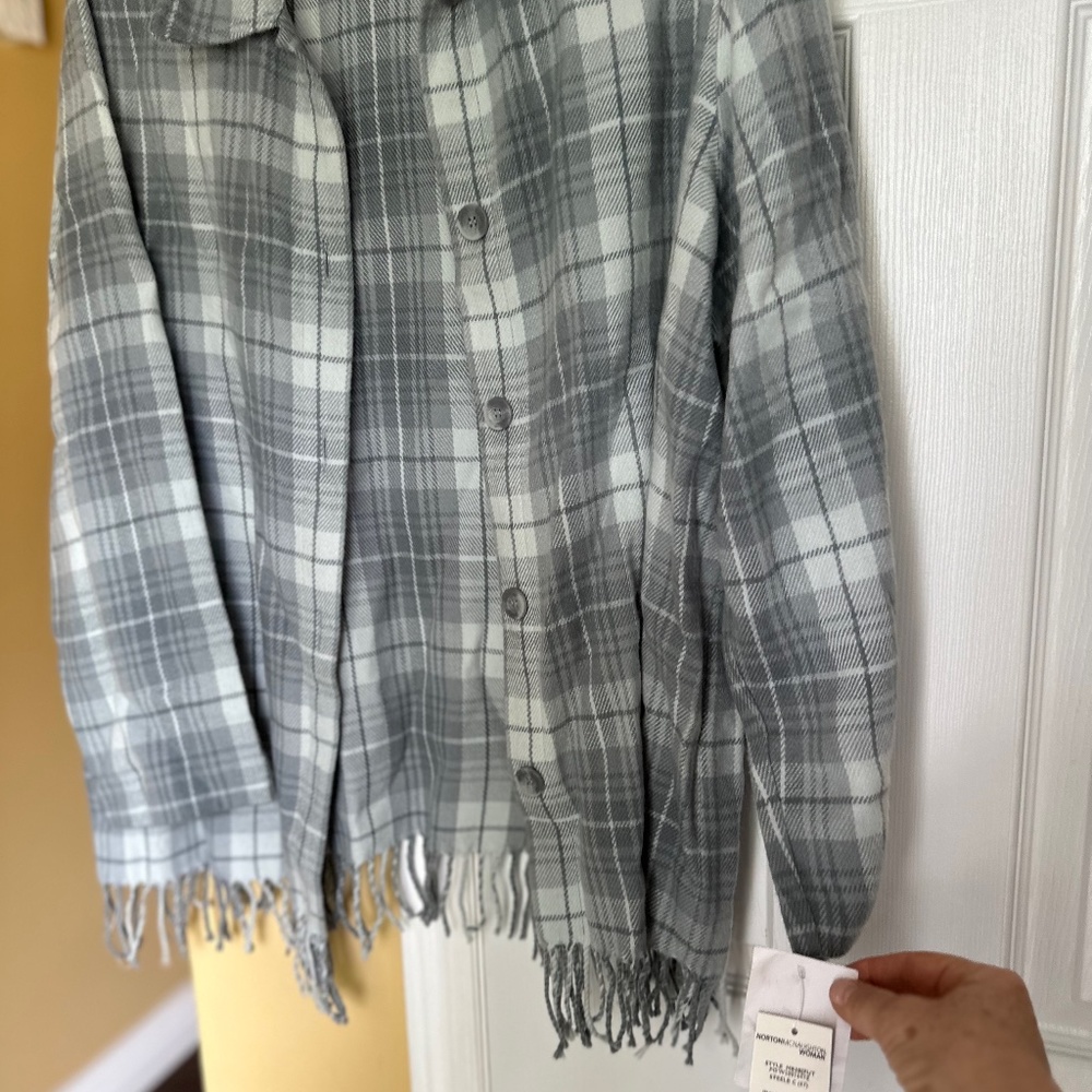 Gray top with fringe